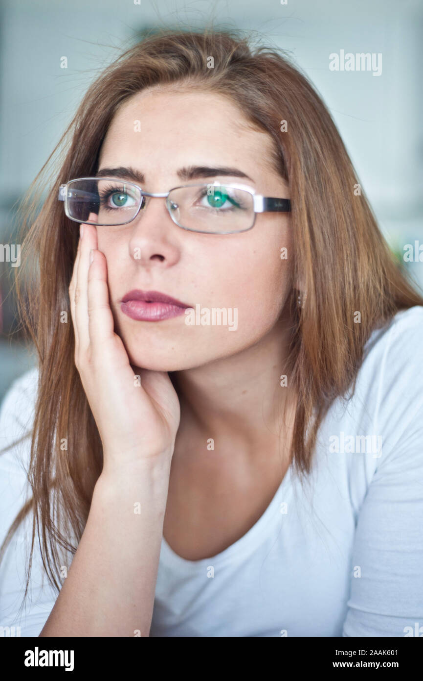 Girl Glasses Brunette Hi Res Stock Photography And Images Alamy