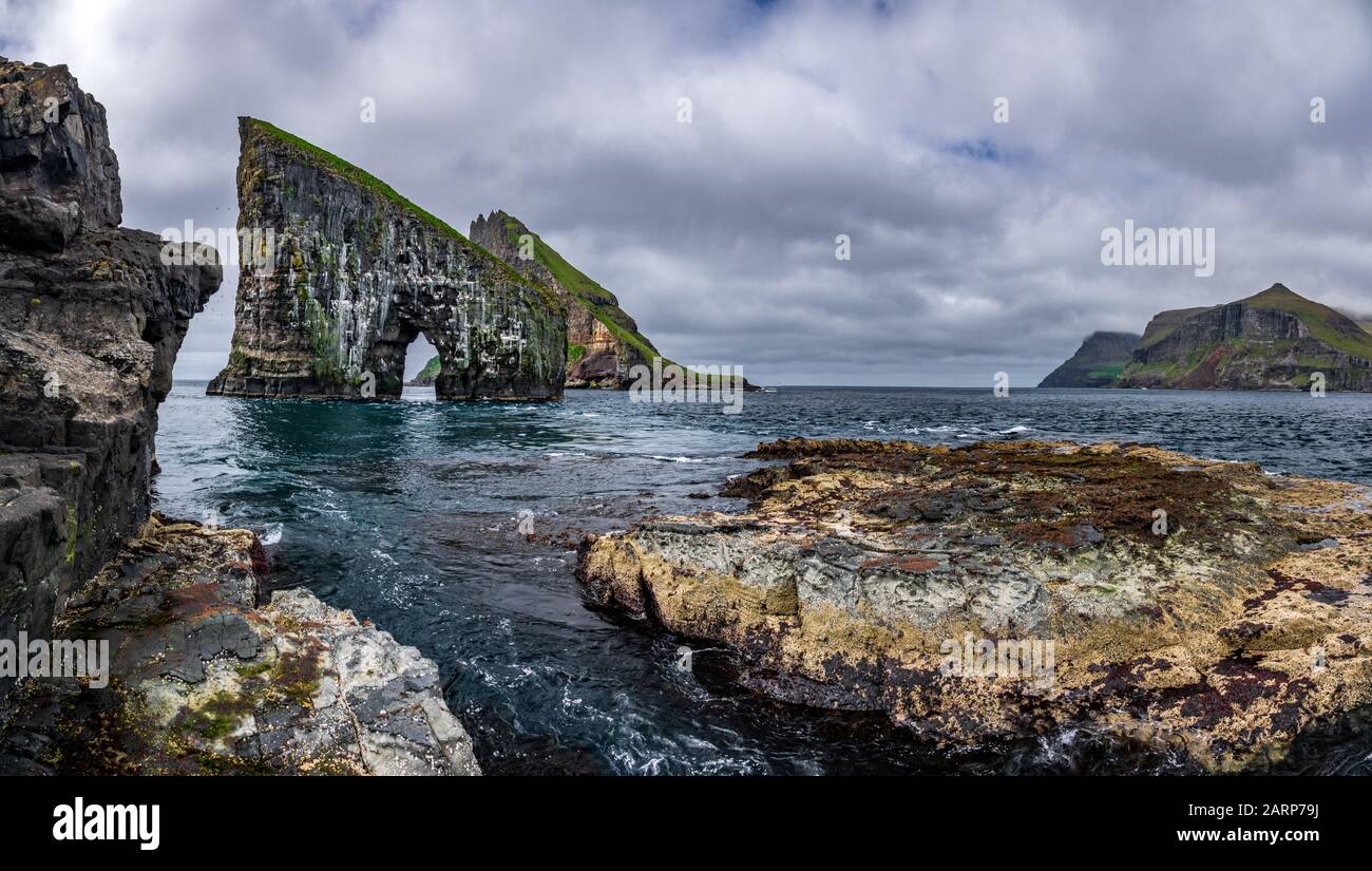 Amazing Gigapan Panorama Of Drangarnir Gate In Front Of Tindholmur