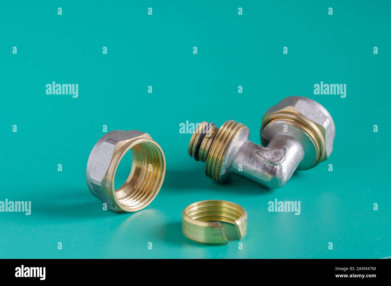 Copper Pipe Clamp Hi Res Stock Photography And Images Alamy