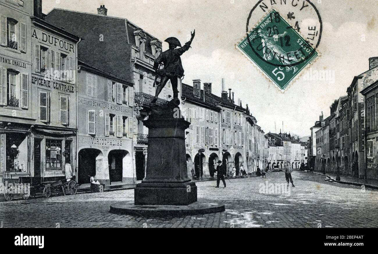 Vue De La Grande Rue De Remiremont Dans Les Vosges Carte Postale