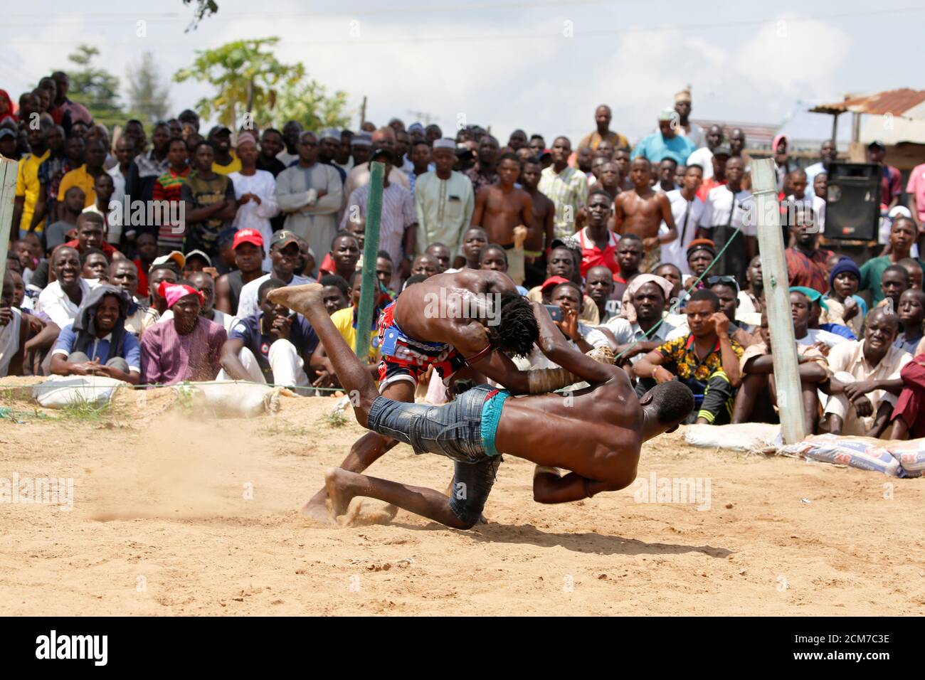 Dambe Fighting Hi Res Stock Photography And Images Alamy