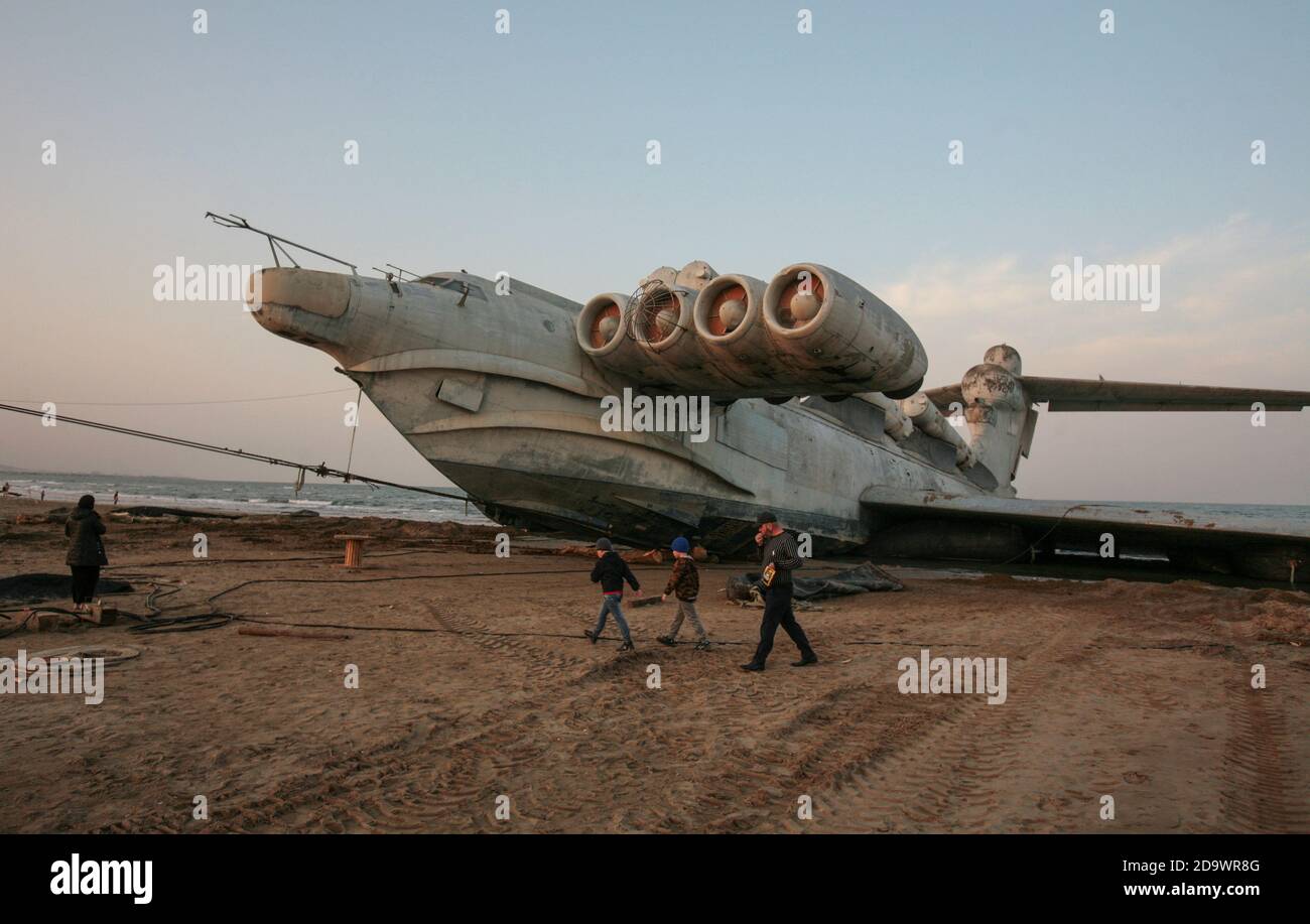 Lun Class Ekranoplan Caspian Sea Hi Res Stock Photography And Images