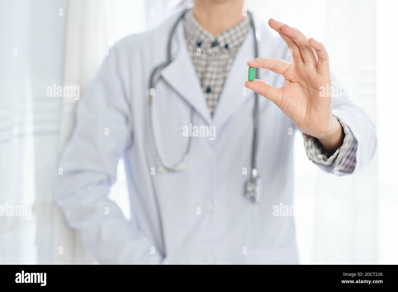 Doctors drive pill experiment photo