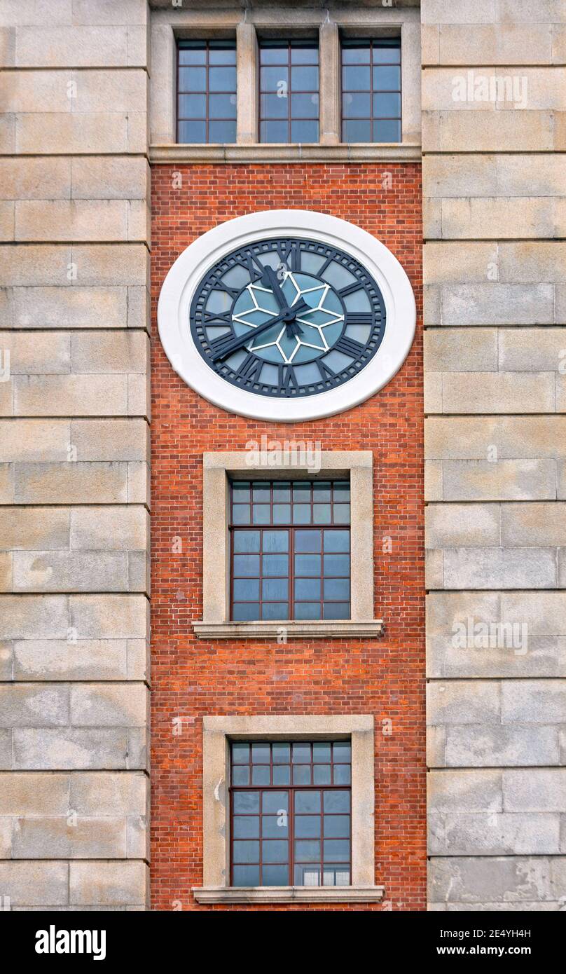 Former Kowloon Canton Railway Clock Tower Hong Kong Stock Photo Alamy