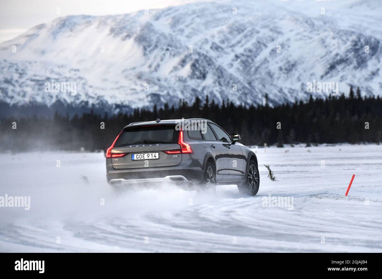 Volvo V Cross Country Hi Res Stock Photography And Images Alamy