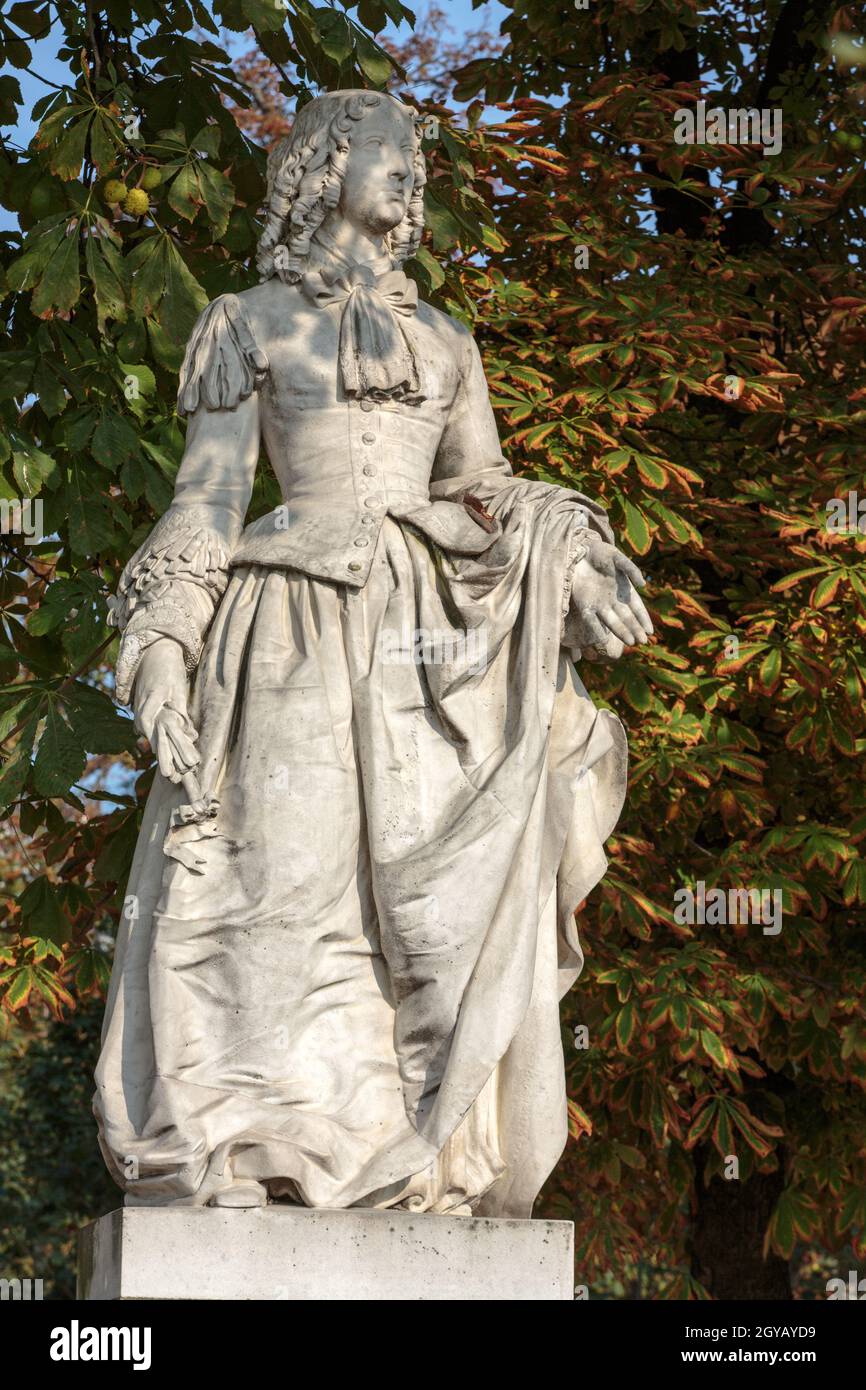 Statue In Luxembourg Garden Of Luxembourg Palace Paris France Stock