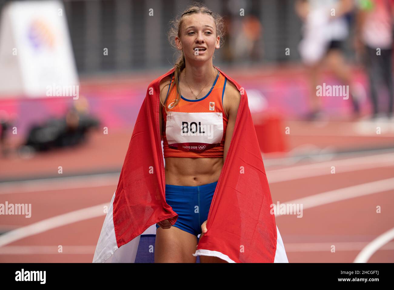 Femke Bol With The US Flag In The Final Of The 400 Meters Hurdles Of