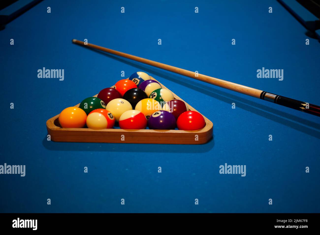 Snooker Billiard Balls Pool Game Table Cue Ball Striped Ball Pool