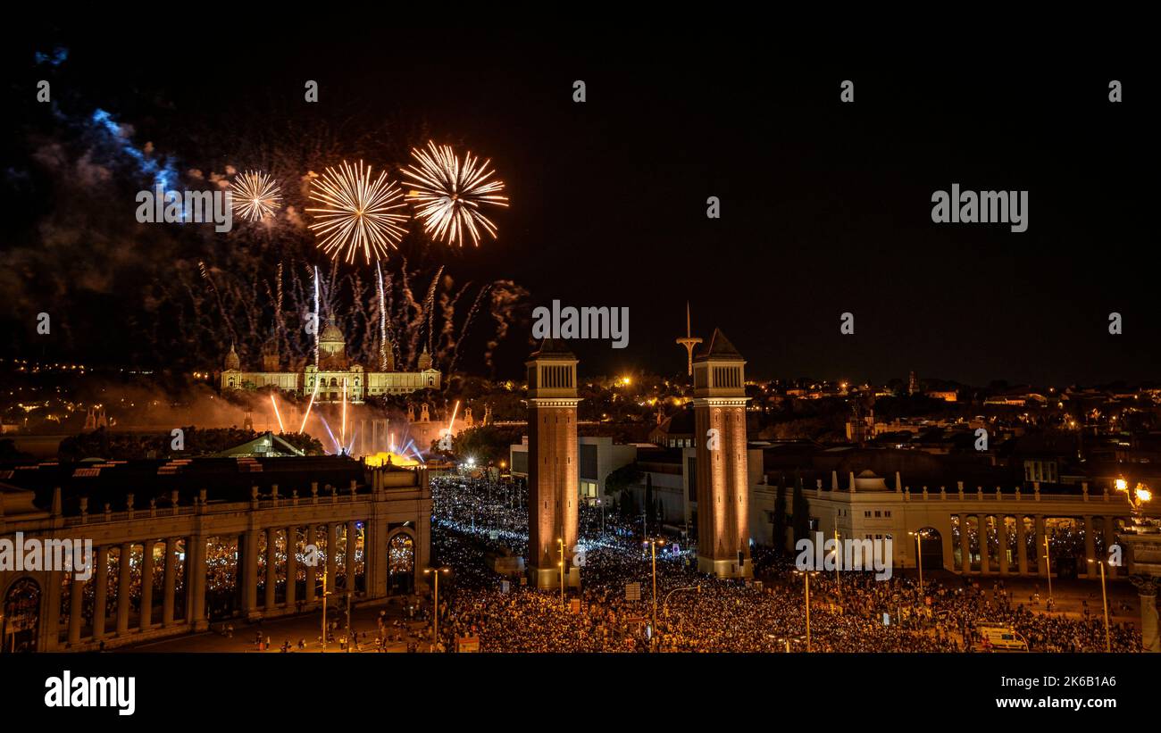 Pyromusical And Fireworks Of La Merc On Maria Cristina Avenue In