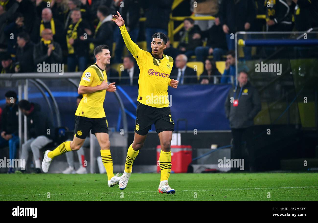 Champions League Signal Iduna Park Dortmund Borussia Dortmund Vs Fc