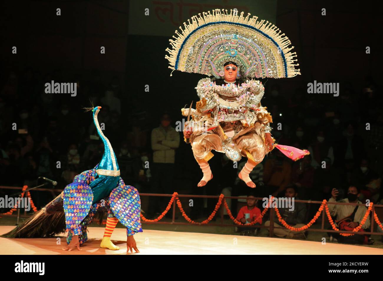 Traditional Manbhum Chhau Dance Hi Res Stock Photography And Images Alamy