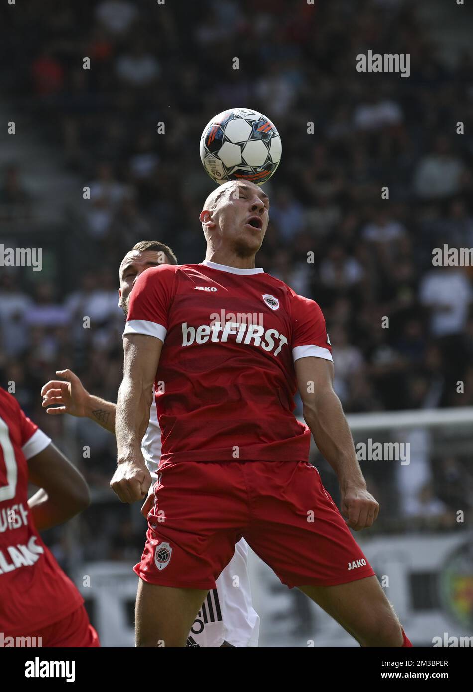 Eupen S Boris Lambert And Antwerp S Michael Frey Fight For The Ball