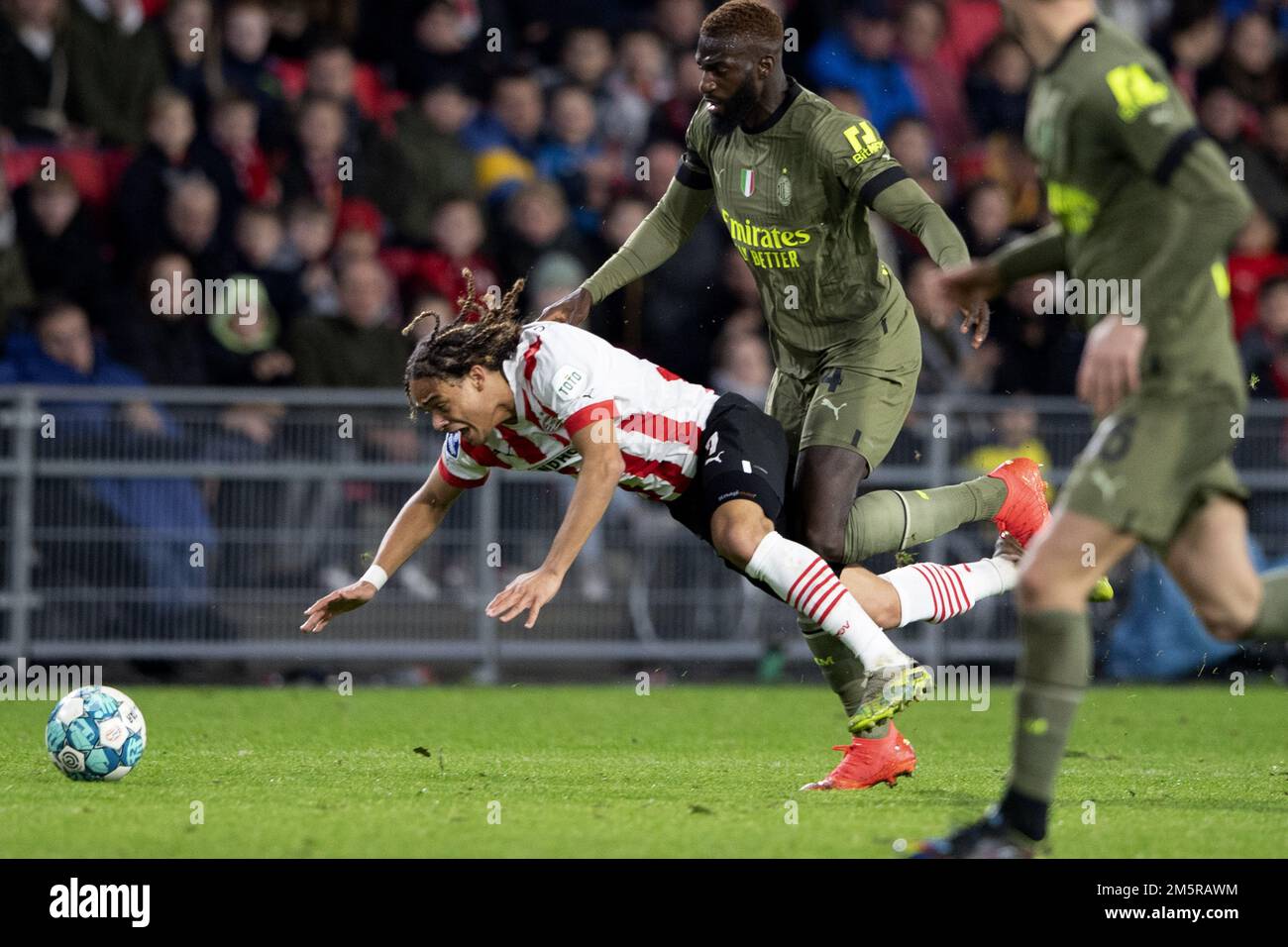 Eindhoven Xavi Simons Of Psv Tiemoue Bakayoko Of Ac Milan Against Ac