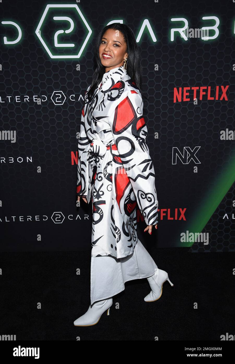 Actress Ren E Elise Goldsberry Attends Netflix S Altered Carbon