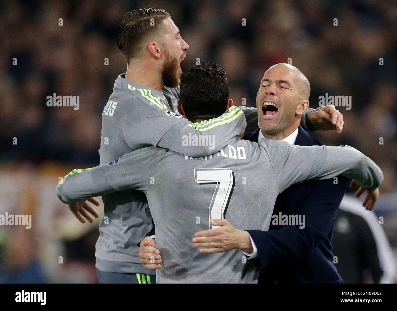 Real Madrid S Cristiano Ronaldo Center Celebrates With Teammate