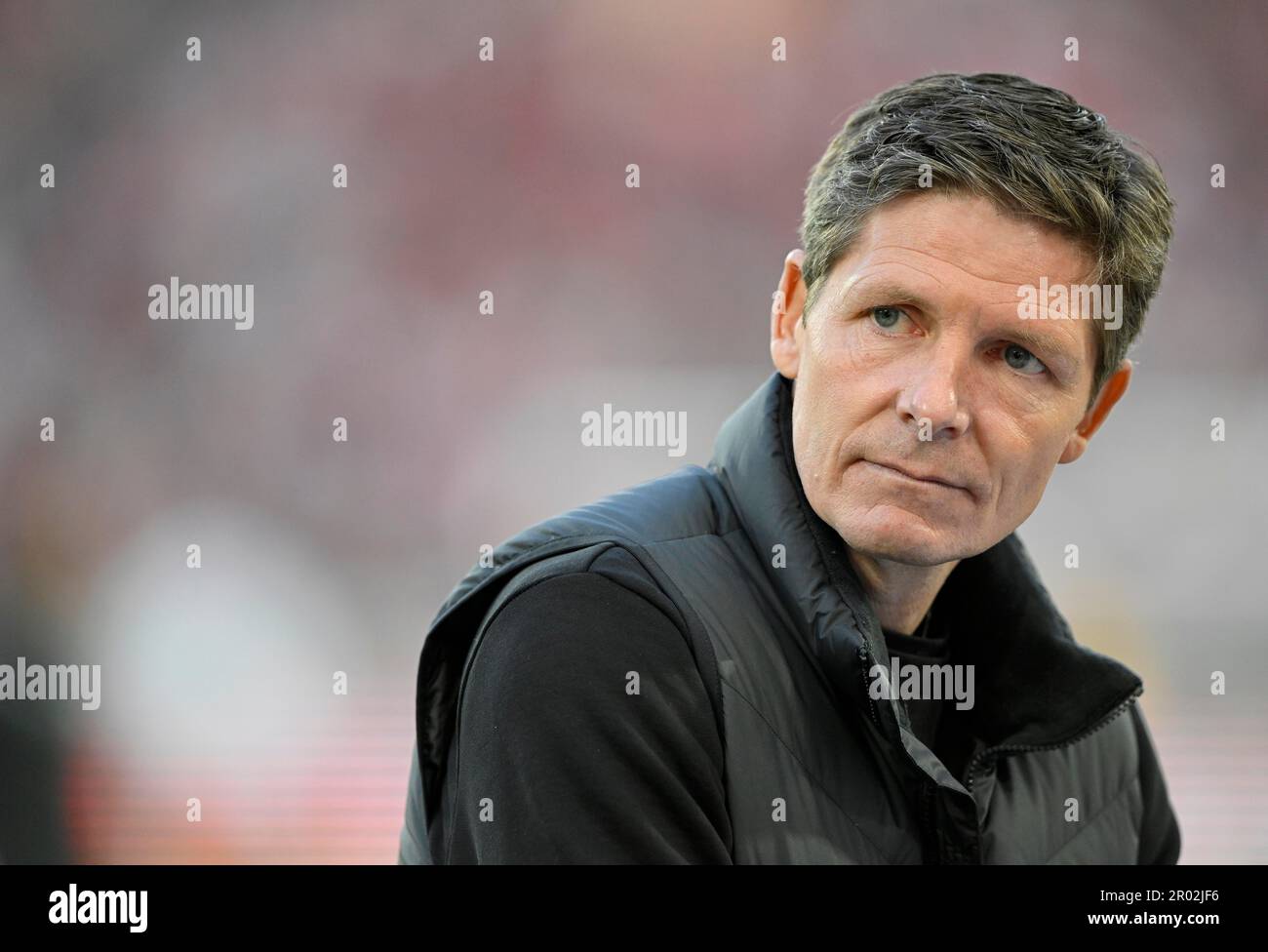 Coach Oliver Glasner Eintracht Frankfurt Sge Portrait Mercedes Benz