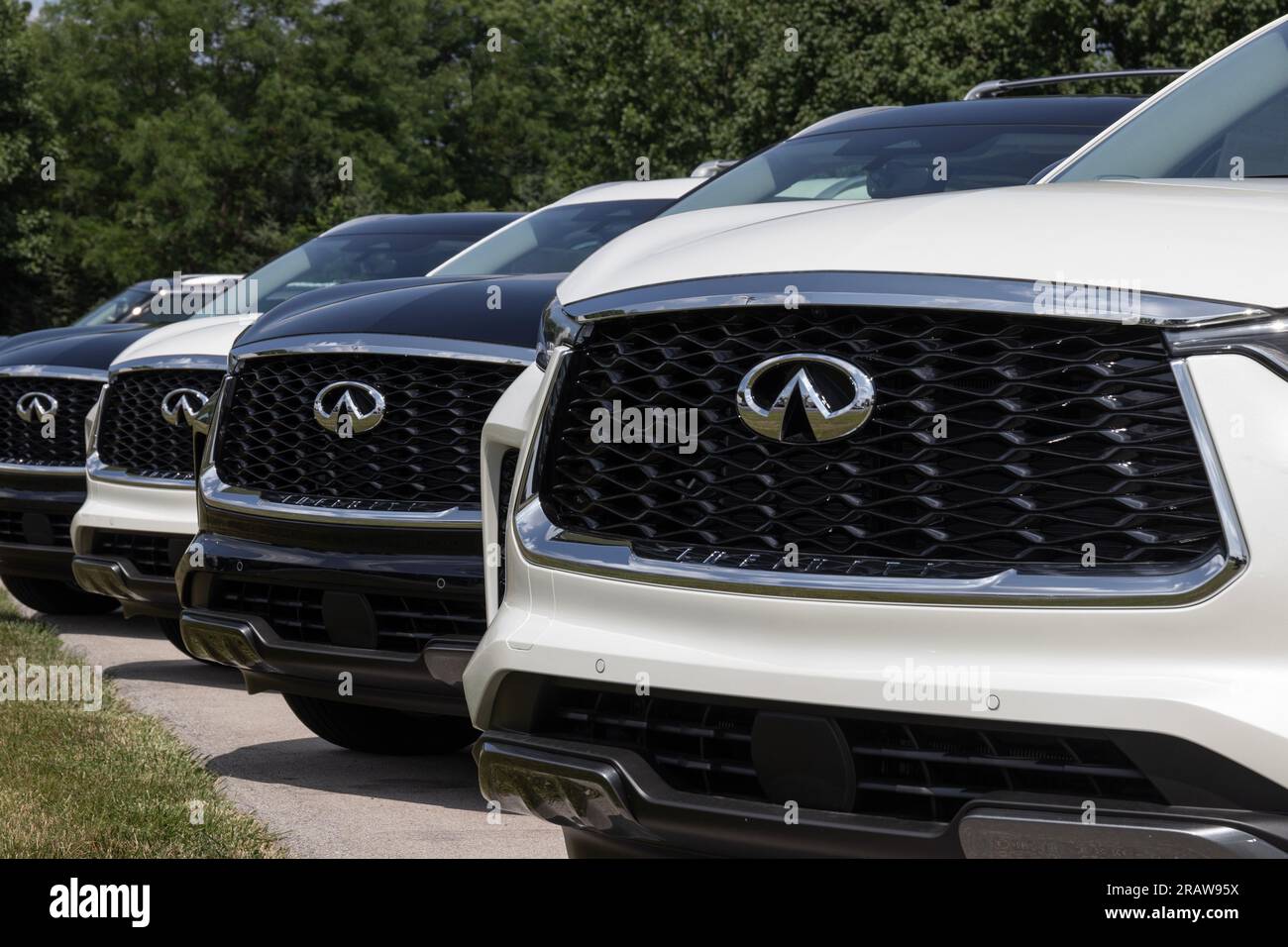 Indianapolis July Infiniti Qx Display At A Dealership