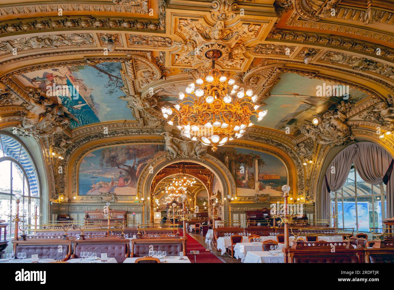 Le Train Bleu Inside Gare De Lyon Station Paris France Stock Photo Alamy