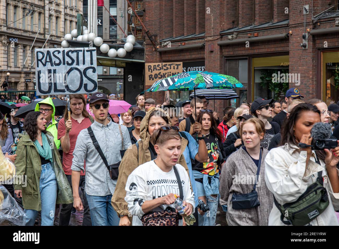 Protesters Marching With Signs Hi Res Stock Photography And Images Alamy