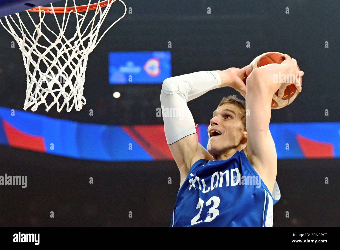 Okinawa Japan St Aug Finland S Lauri Markkanen Dunks The