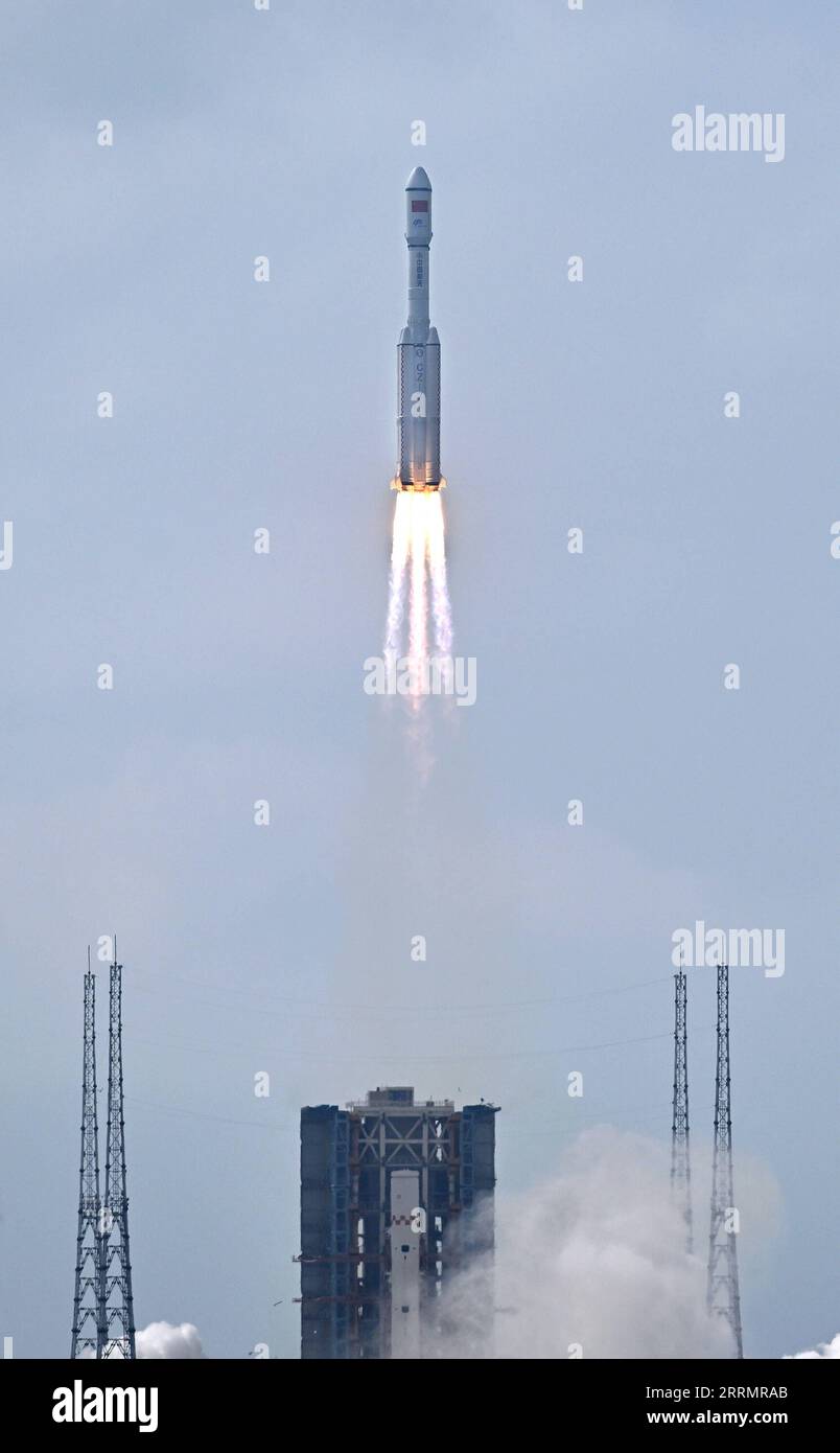 Spaceraft Tianzhou Launch Hi Res Stock Photography And Images Alamy