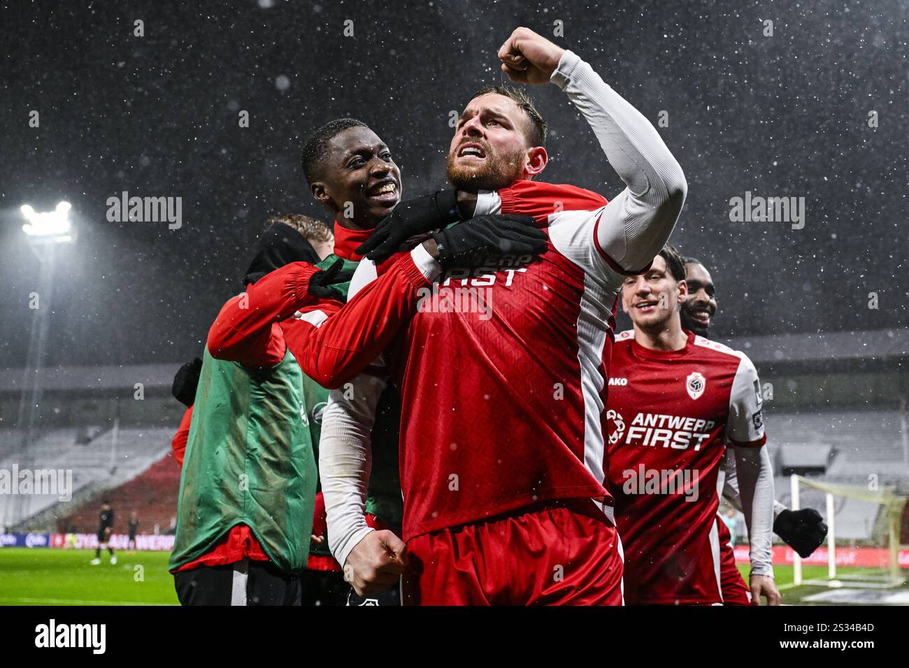 Antwerp S Vincent Janssen Celebrates After Scoring During A Soccer Game