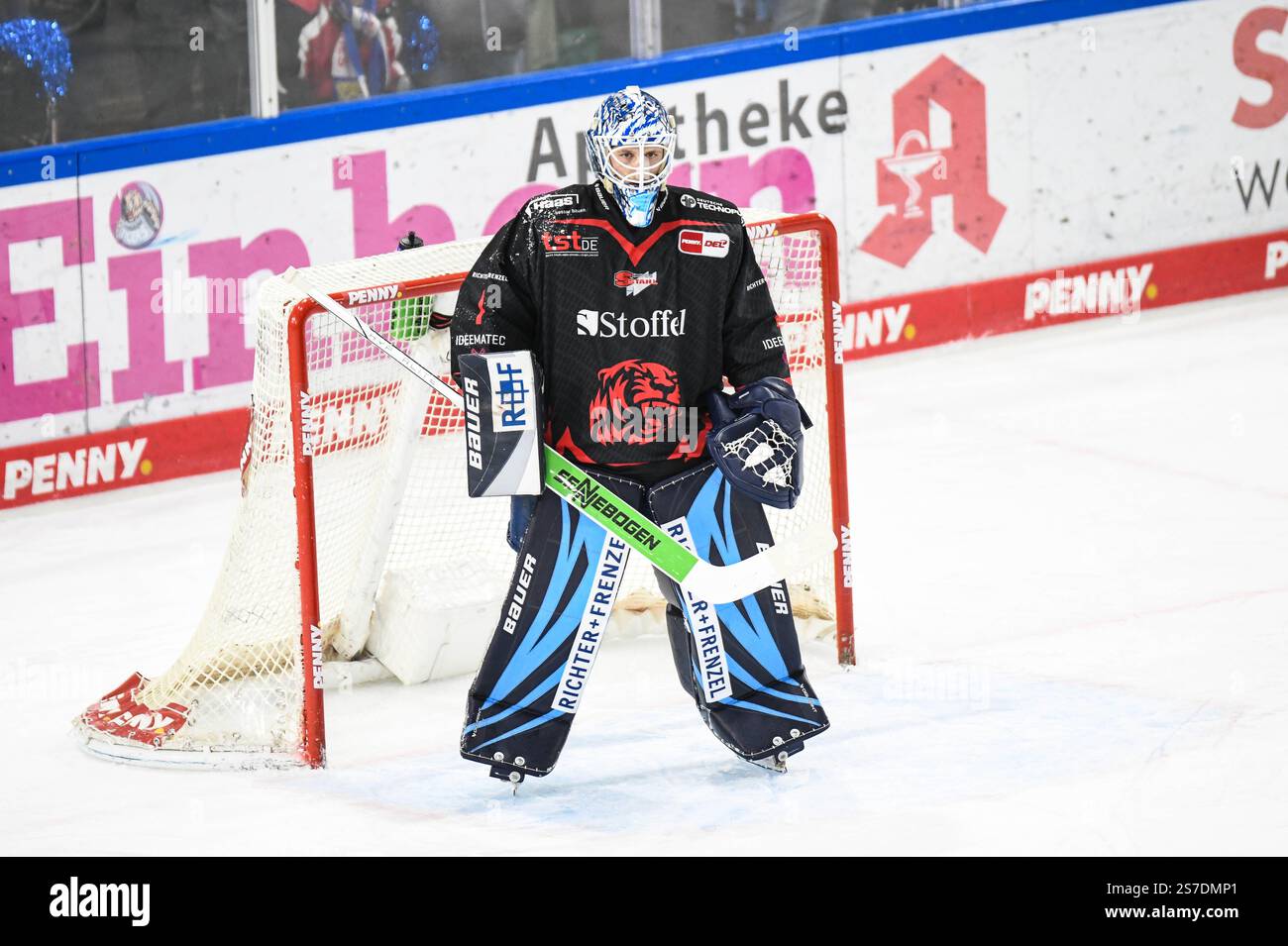 Florian Bugl Straubing Tigers Eishockey Herren Deutsche Eishockey