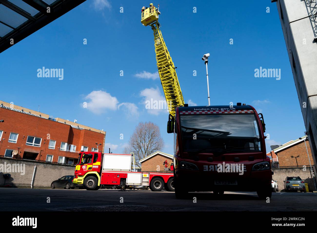 Journalists Are Taken Aboard London Fire Brigade S New High Rise