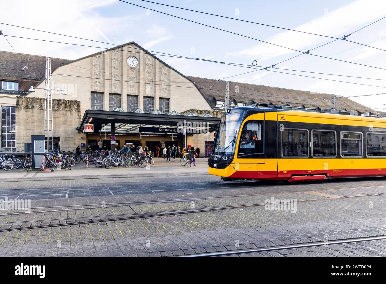 Straßenbahn Bahnhofsvorplatz Karlsruhe 15 03 2024 Karlsruhe