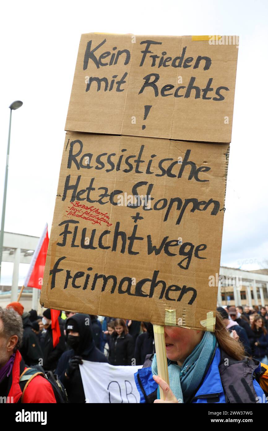 BGR BÜNDNIS GEGEN RECHTS ZUSAMMEN GEGEN FASCHISMUS Demo gegen