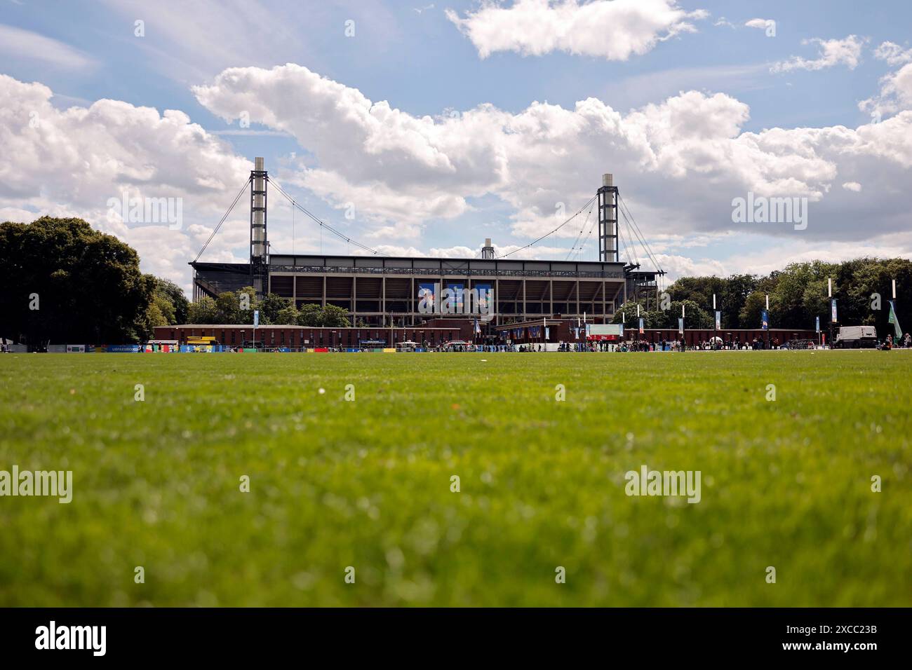 Das Kölner Rhein Energie Stadion während des Spiels der Vorrunde Ungarn