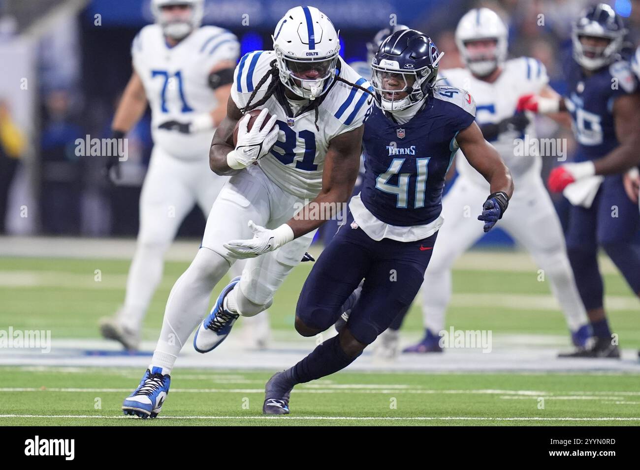 Indianapolis Colts Tight End Mo Alie Cox 81 Runs After A Catch Past