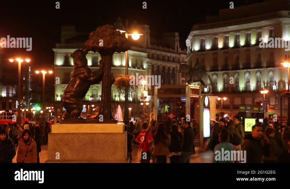 Statue Of Bear And Strawberry Tree A Symbol Of Madrid Stock Videos