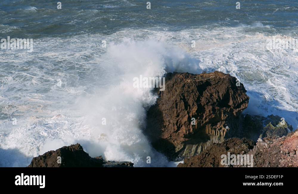 Atlantic Ocean Waves Crashing On Rocks Stock Video Footage Alamy