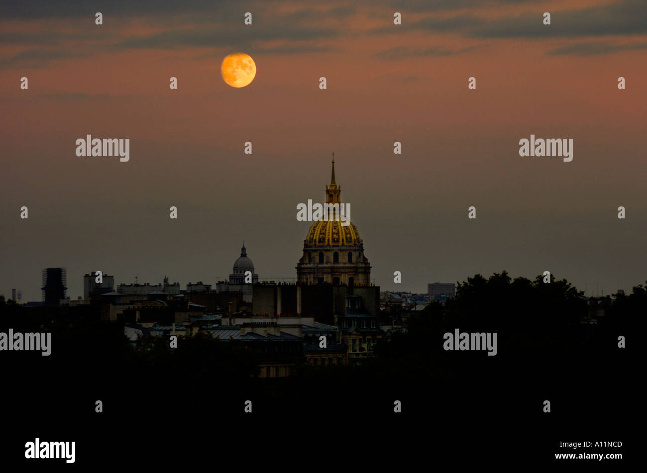 Full Moon Over Night Paris France Stock Photo Alamy