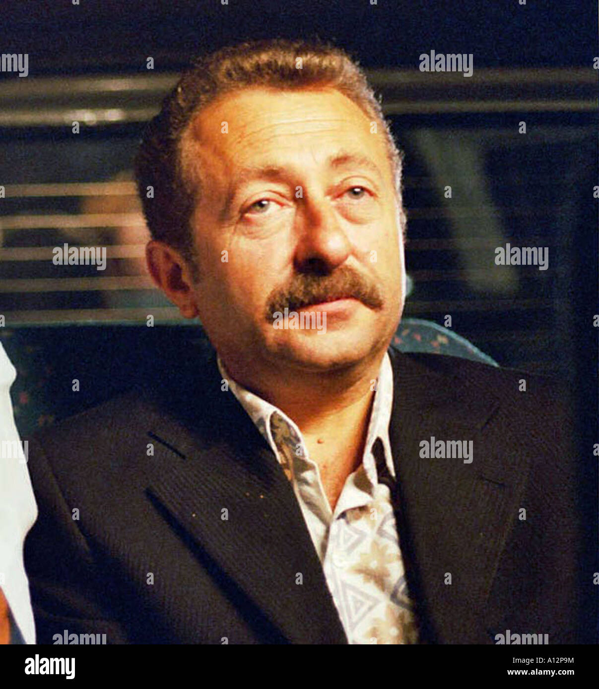 Anlat Istanbul Year 2005 Director Selim Demirdelen Kudret Sabanci Umit Unal Yücel Yolcu Stock Photo - anlat-istanbul-year-2005-director-selim-demirdelen-kudret-sabanci-A12P9M
