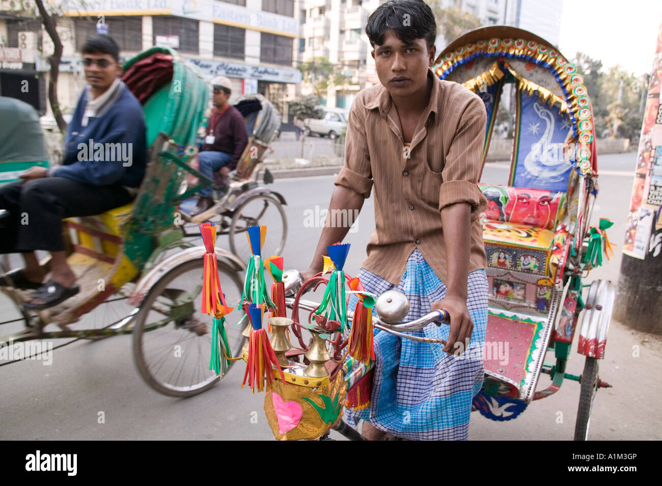 A rickshaw puller in Dhaka Bangladesh Stock Photo 10287285 Alamy