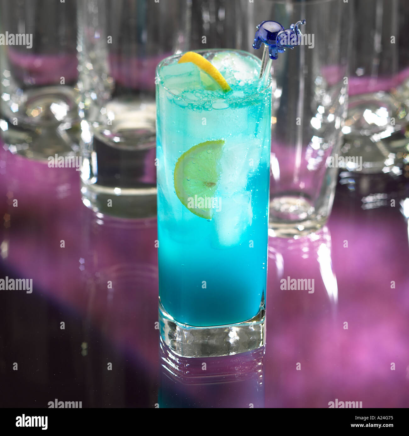 Cocktail Luisita Blue Curacao Barley Water Lemon Juice Tonic water ...