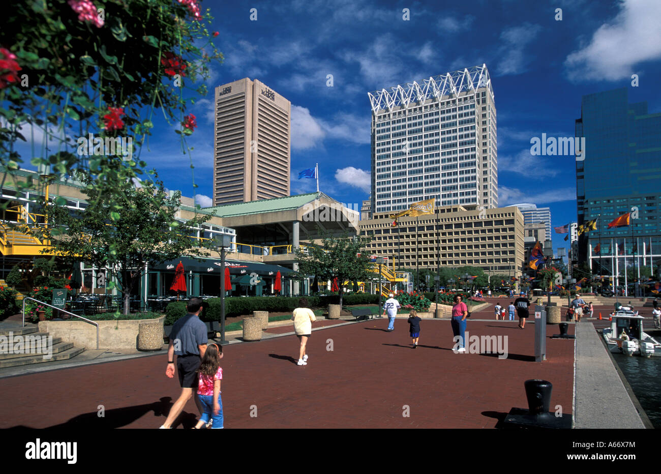 Shop the brands you love at the best shopping mall in Baltimore. Visit The Gallery for shopping, dining, and entertainment activities.