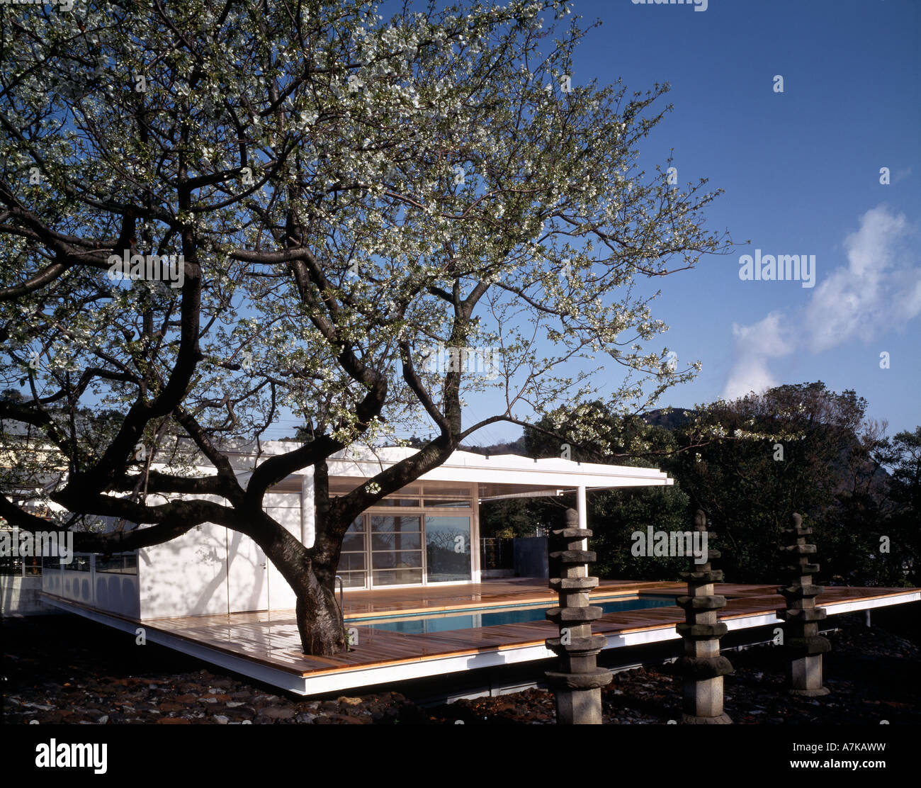 kawana house japan architect foster and partners stock photo royalty free image 11860884 alamy kawana house japan architect foster and partners stock photo royalty free image 11860884 alamy