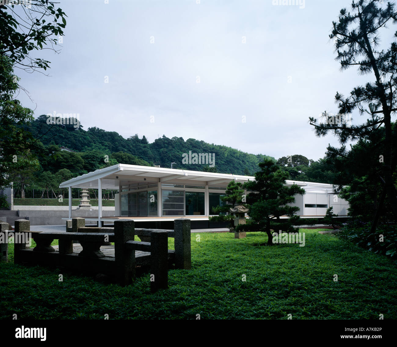 kawana house japan architect foster and partners stock photo royalty free image 11860941 alamy kawana house japan architect foster and partners stock photo royalty free image 11860941 alamy