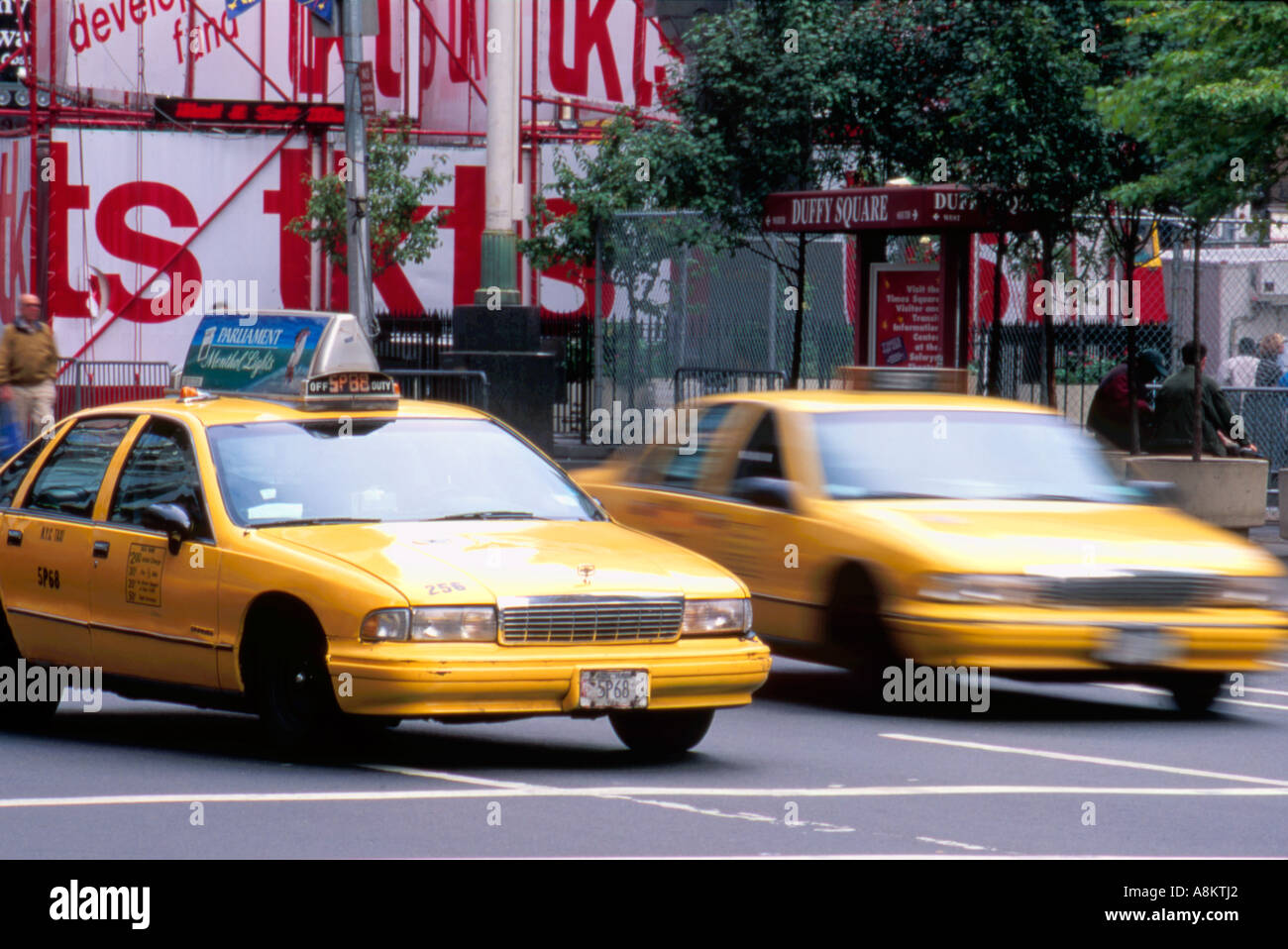 yellow-cab-new-york-city-usa-A8KTJ2.jpg