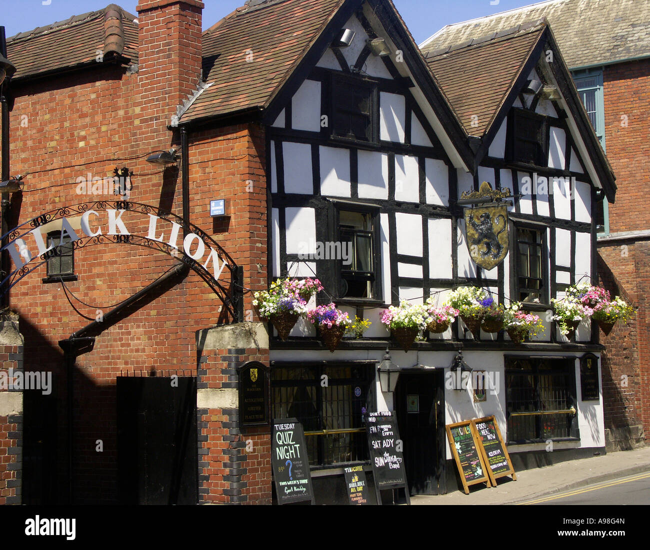 Albums 95+ Images Traditional English Pub Order Fish In Stock Full HD