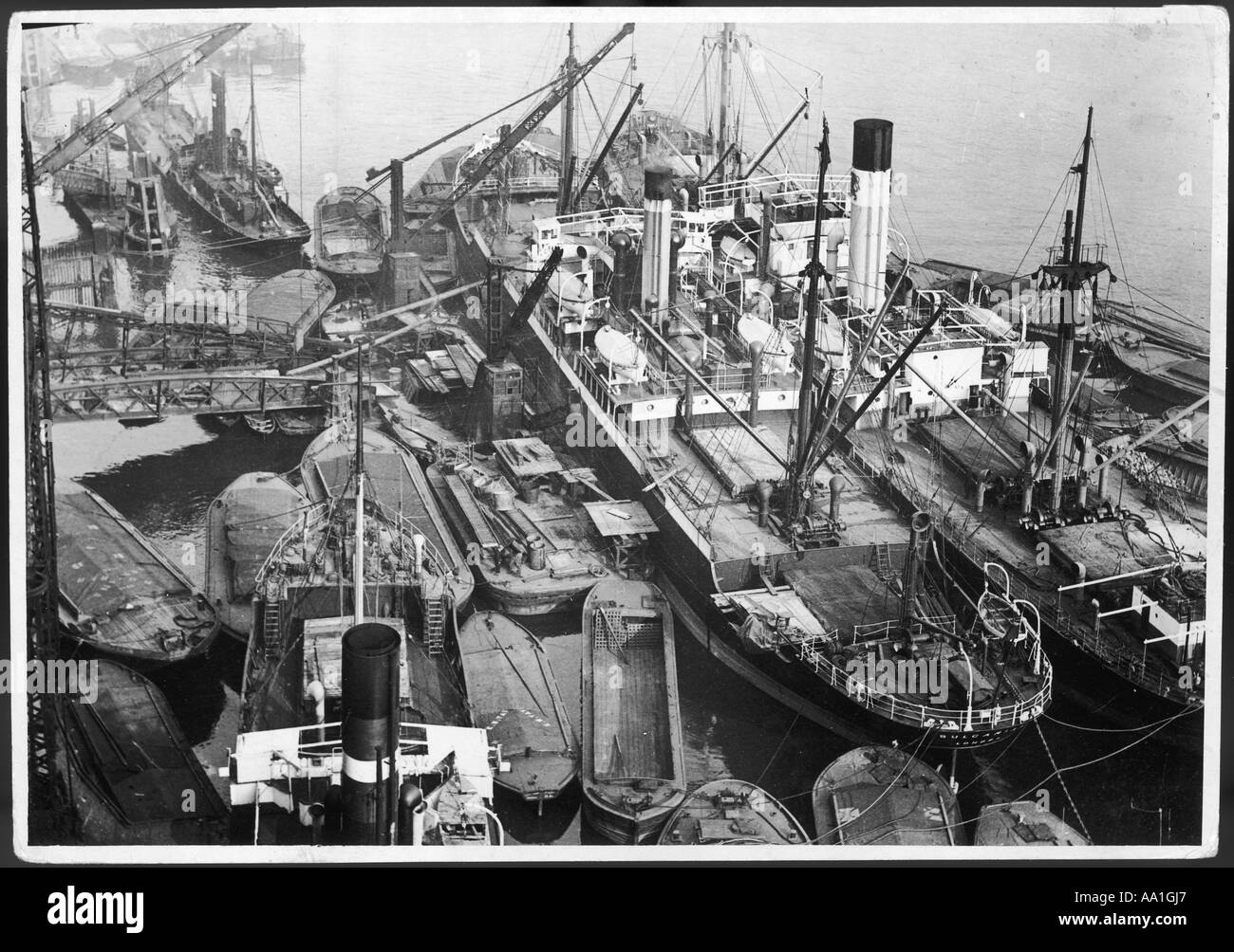 London Docks 1930s Stock Photo, Royalty Free Image 7133478 Alamy