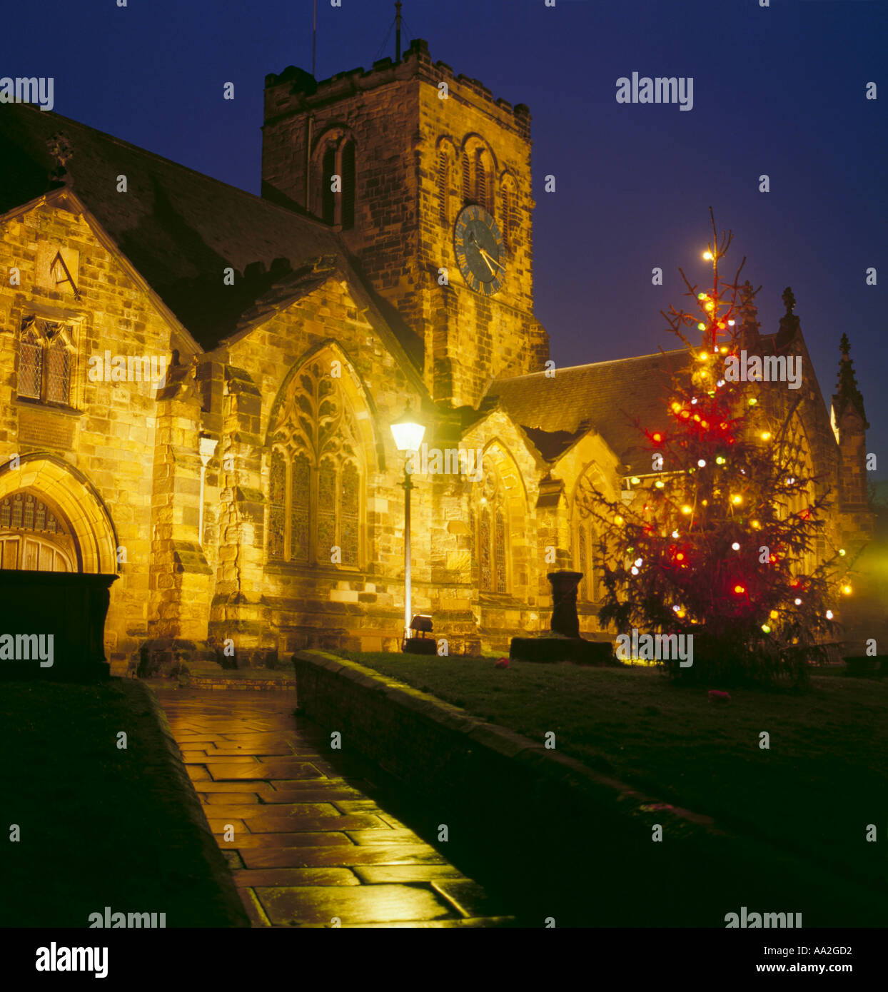 st mary s church at night at christmas time scarborough st mary s church at night at christmas time scarborough