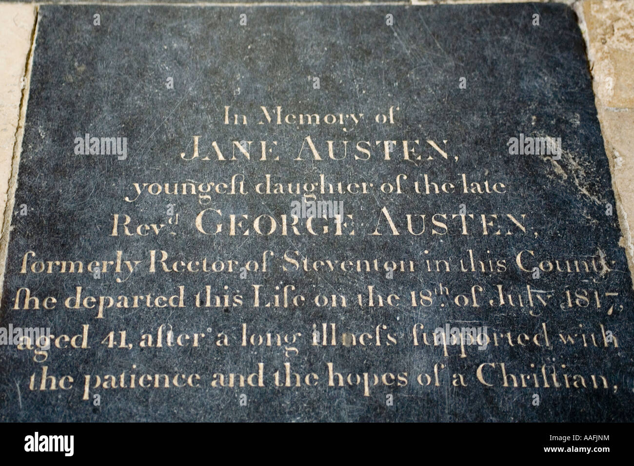 england-hampshire-winchester-jane-austen-grave-in-cathedral-AAFJNM.jpg
