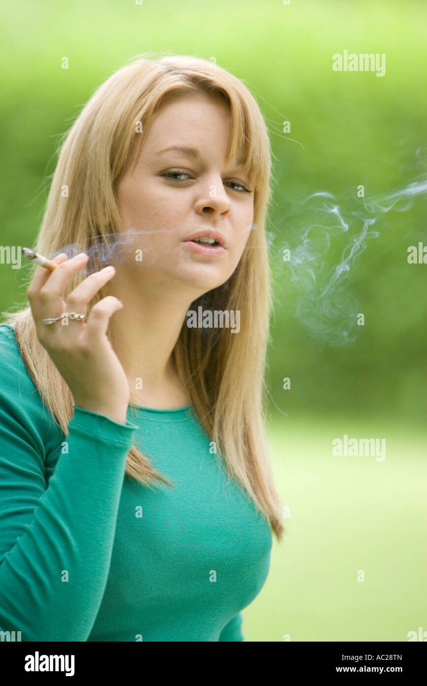 cigarette teen girl ebony porn pic movies free