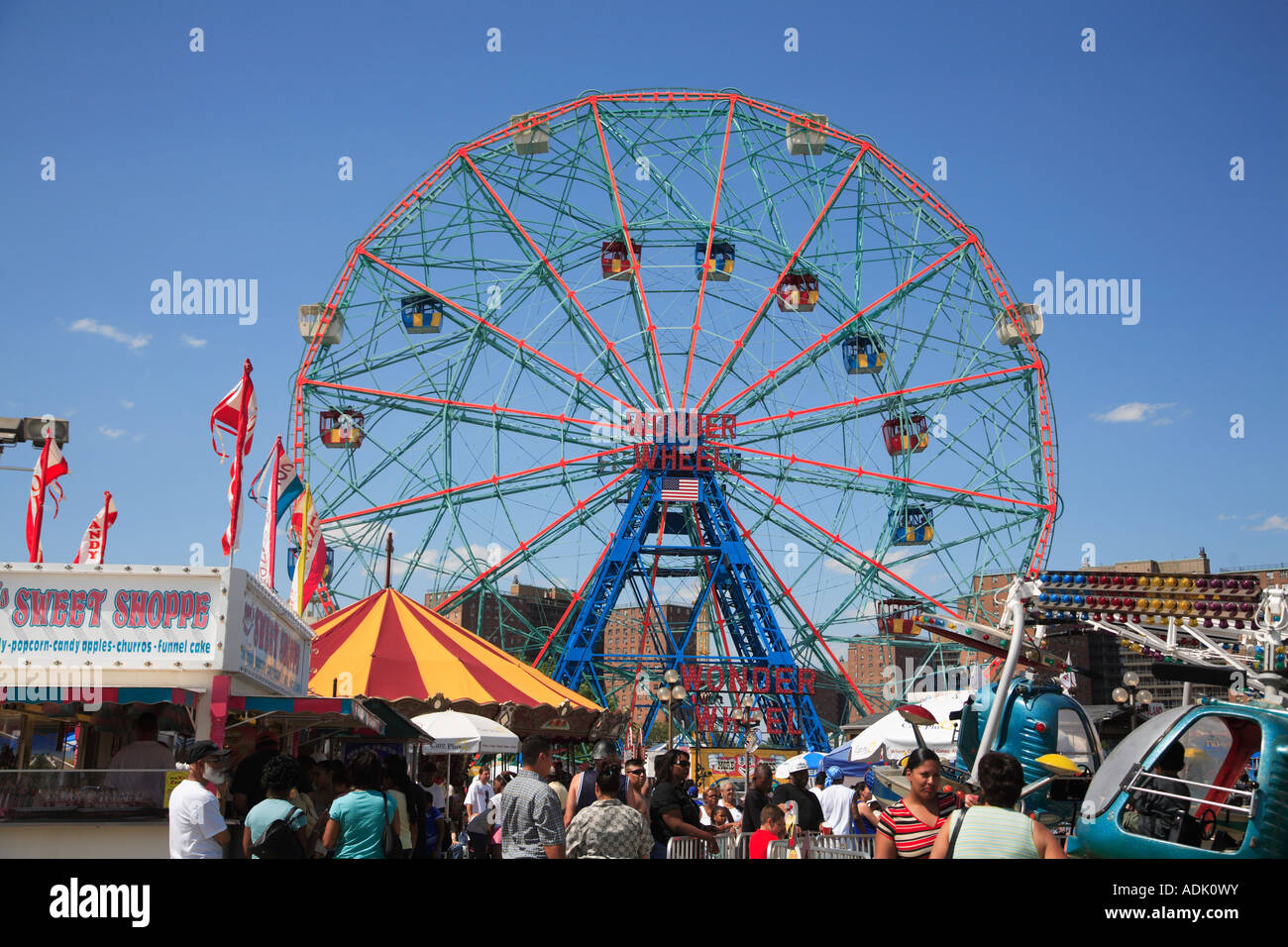Deno's Wonder Wheel Ride Amusement Park Coney Island Brooklyn New Stock