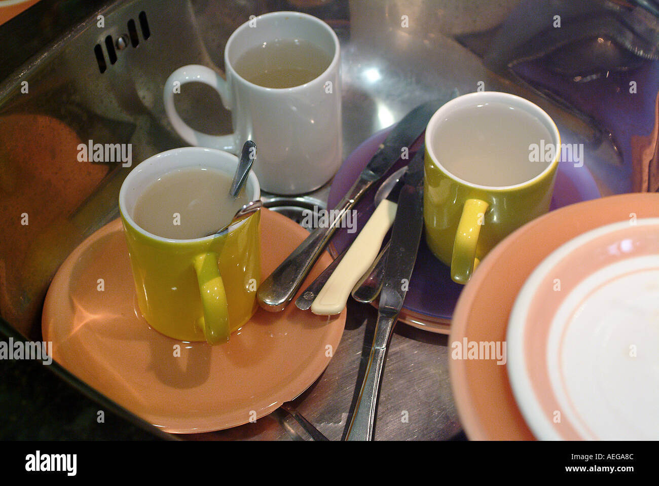 Kitchen Sink With Dishes sweet home home house kitchen sink glasses dishes silverware cups Kitchen Sink With Dishes sweet home home house kitchen sink glasses dishes silverware cups