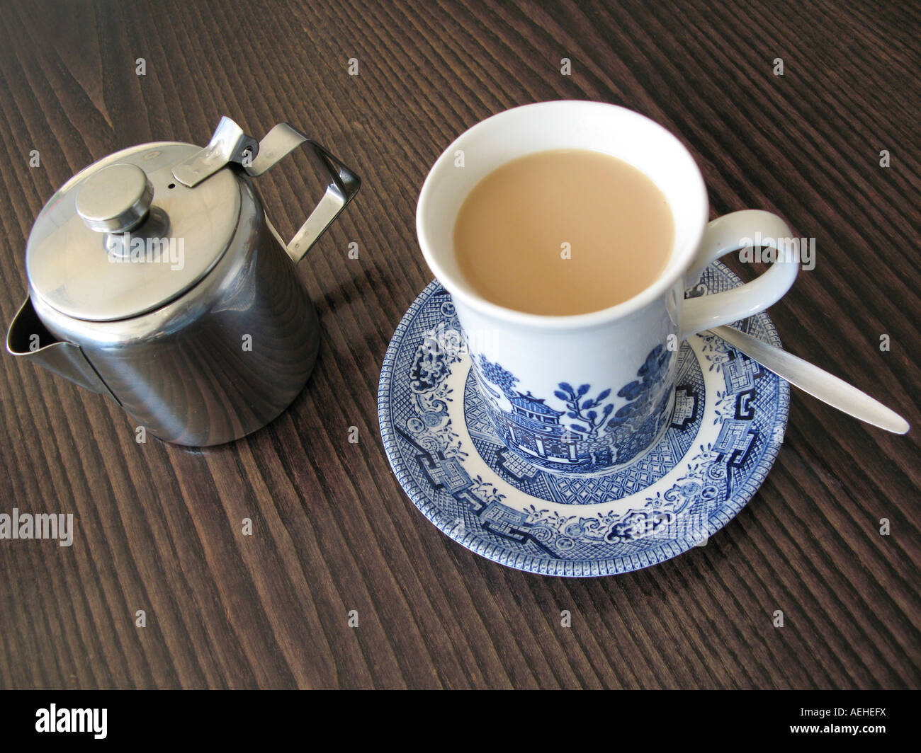 mug-of-tea-with-teapot-wales-uk-AEHEFX.jpg